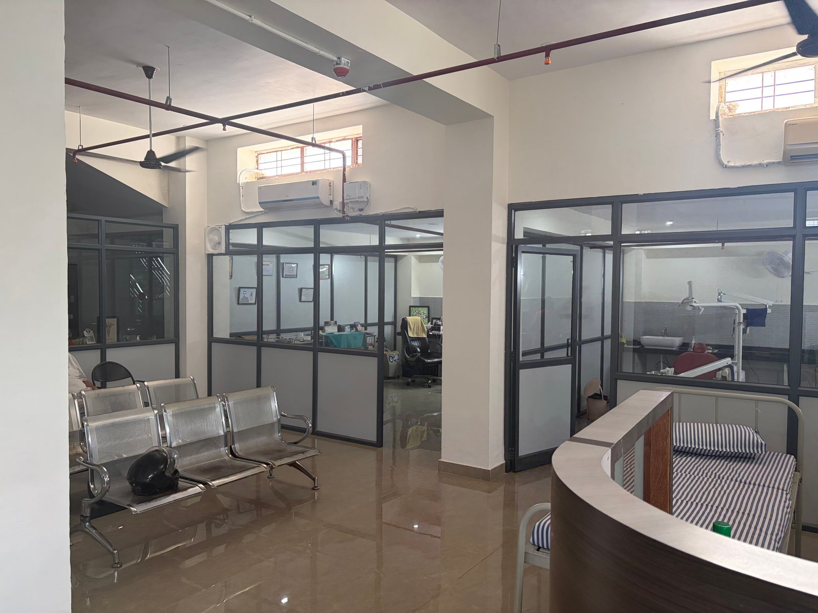 Clinic Waiting Lounge & Consultation Cabins